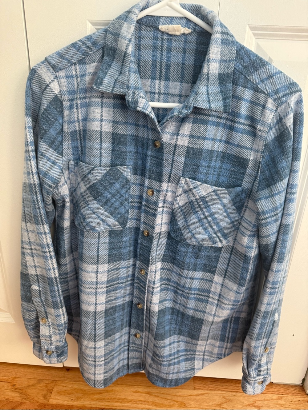 Women’s Beach Lunch Lounge Blue Plaid Flannel Shirt - Classic Button-Up